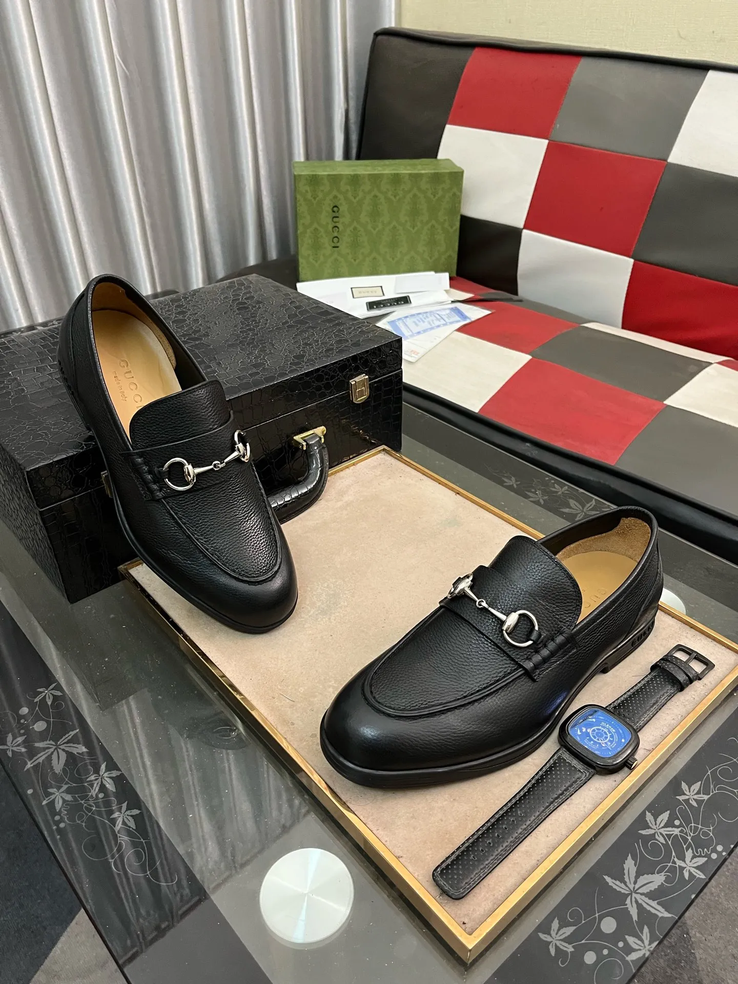 Men's shoes 💰540⌚️⌚️【GUCCi】Original frosted calfskin, water-dyed cowhide lining, original outsole, men's and women's fashion, formal casual leather shoes, slip-on men's and women's shoes series, young fashion, European and American trends, British style, casual matching, comfortable feet, standard code: men's size 38-443️⃣Colors available
